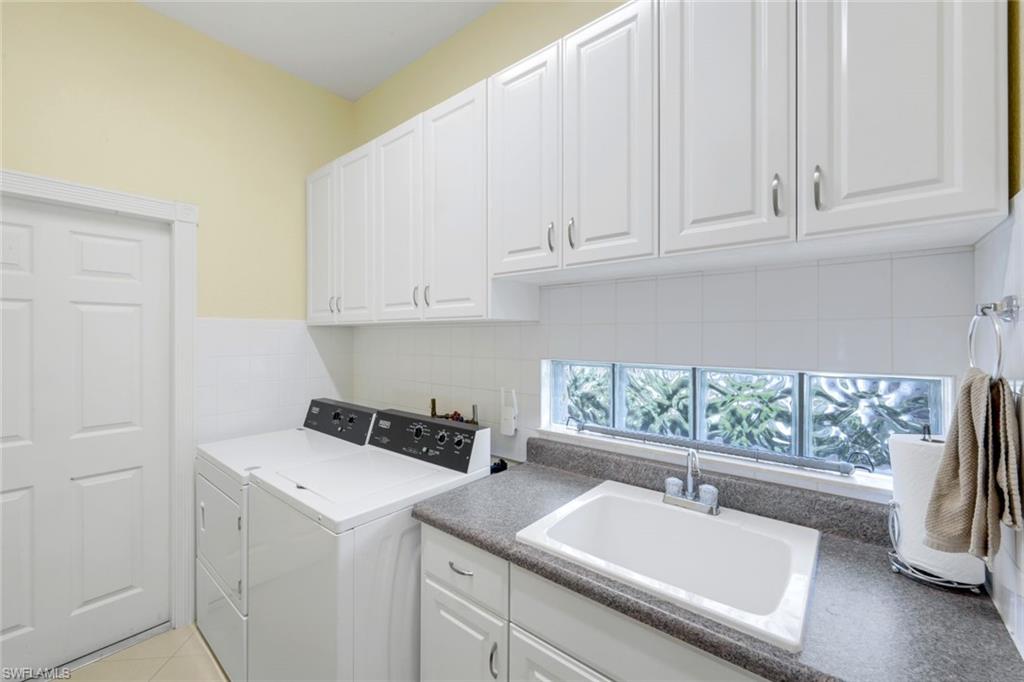 3112 Dominica Way Naples, FL 34119 - Photo 30 of 50