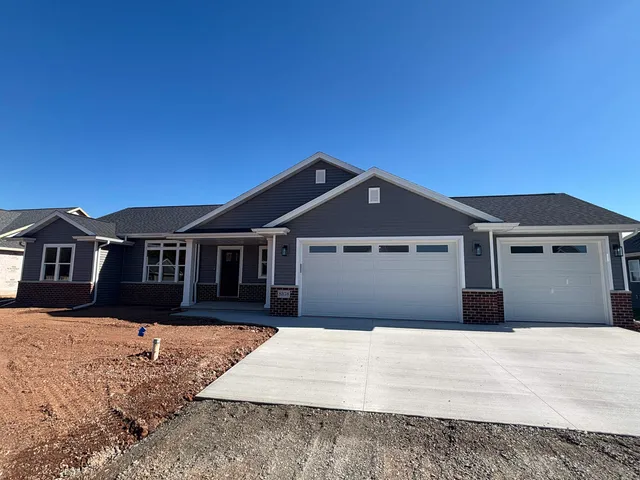 $454,900 | 8378 St Norbert Drive, Neenah, WI 54956