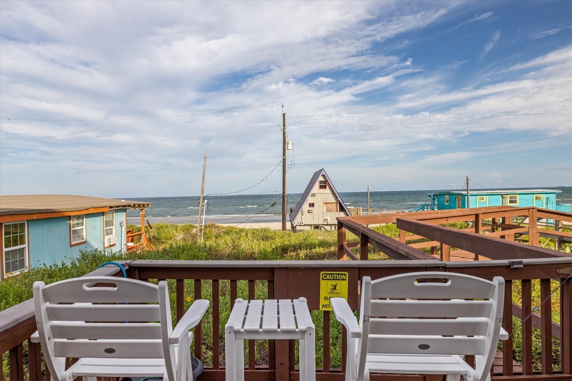 601 Wave Court Surfside Beach, TX 77541 - Photo 17 of 47