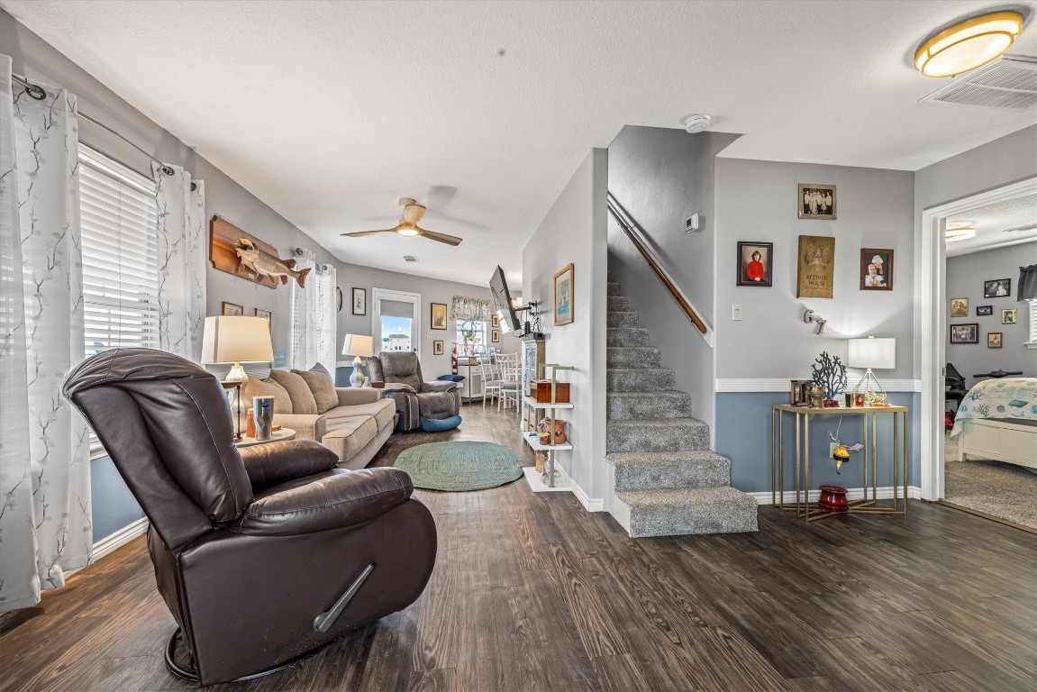 601 Wave Court Surfside Beach, TX 77541 - Photo 20 of 47