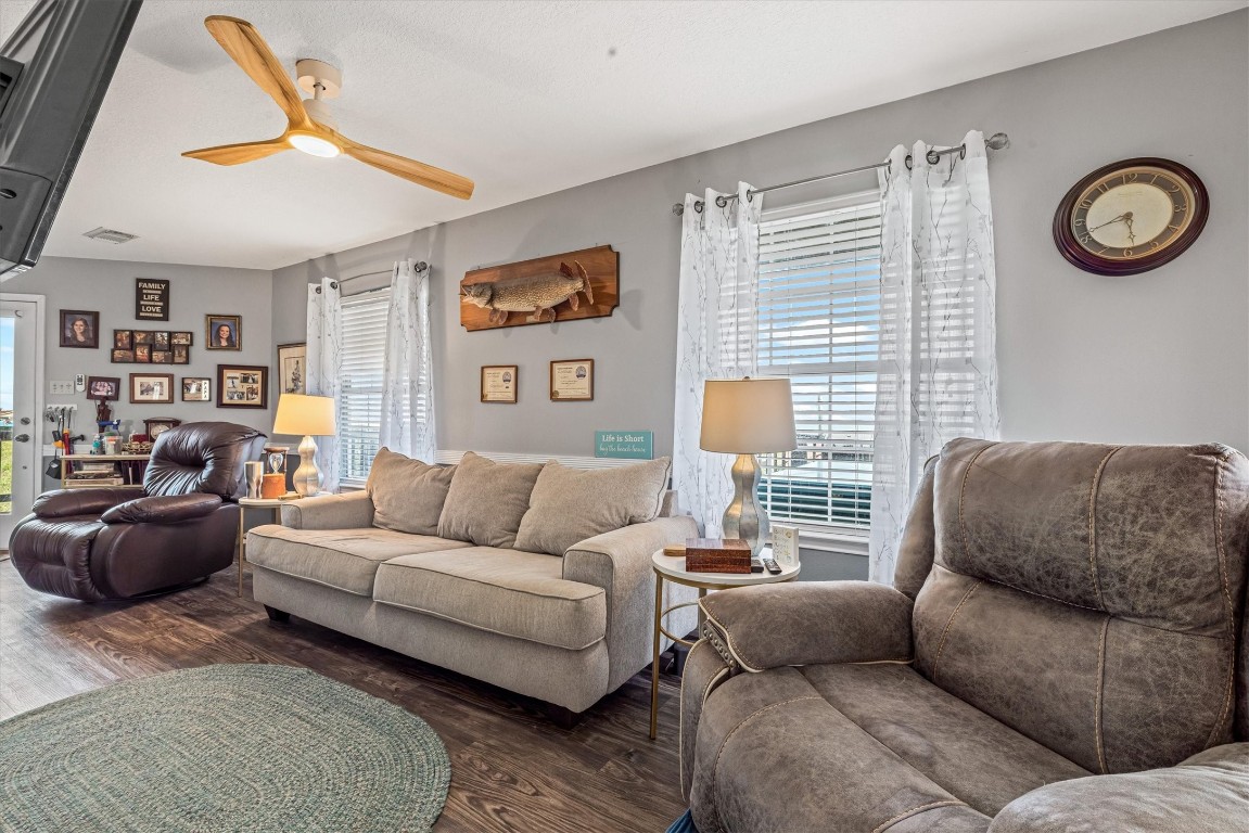 601 Wave Court Surfside Beach, TX 77541 - Photo 22 of 47