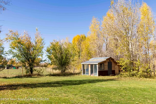 $1,690,000 | 5180 West 10500 North, Felt, ID 83424