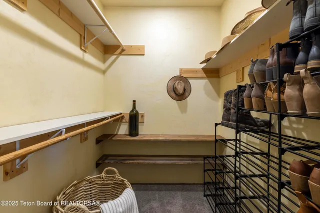 $1,690,000 | 5180 West 10500 North, Felt, ID 83424