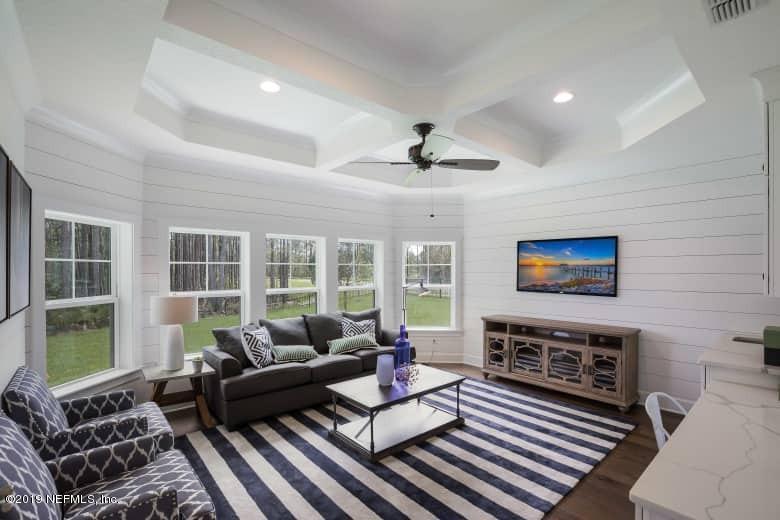 237 Cloverbank Rd Street St. Augustine, FL 32092 - Photo 13 of 29 Living Room