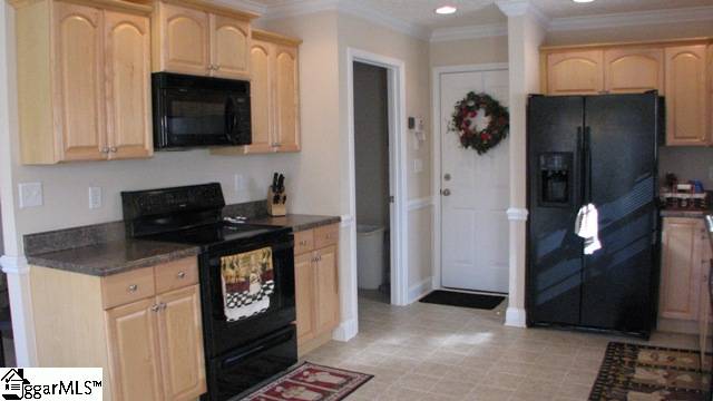 306 Gibbs Road Wellford, SC 29385 - Photo 10 of 17 Gallery Image 10