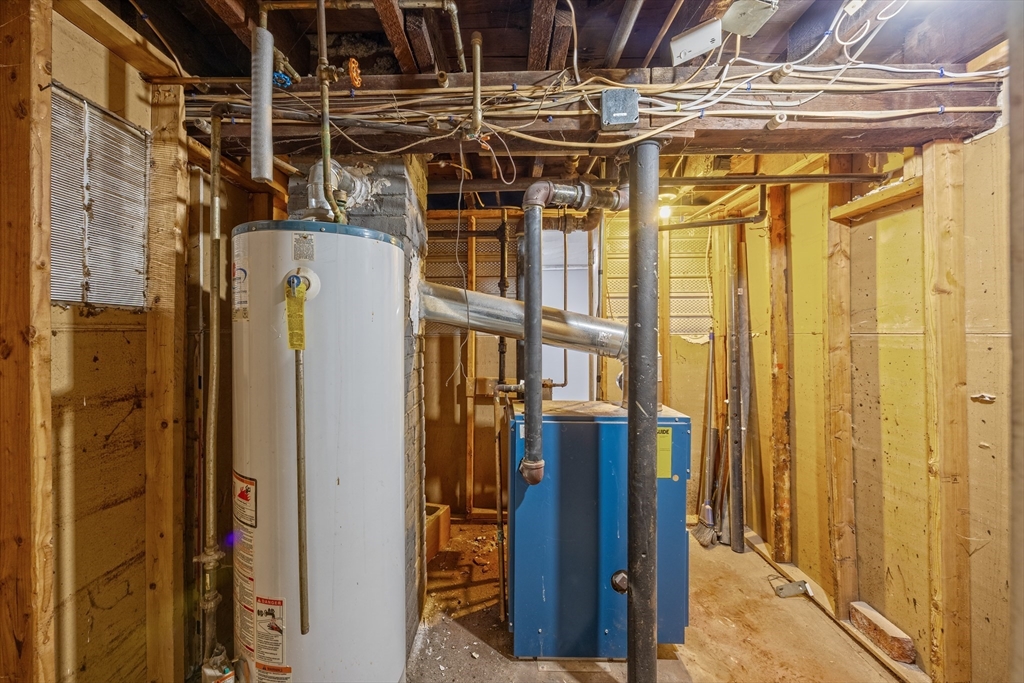 181 Marsden Street Springfield, MA 01109 - Photo 26 of 36