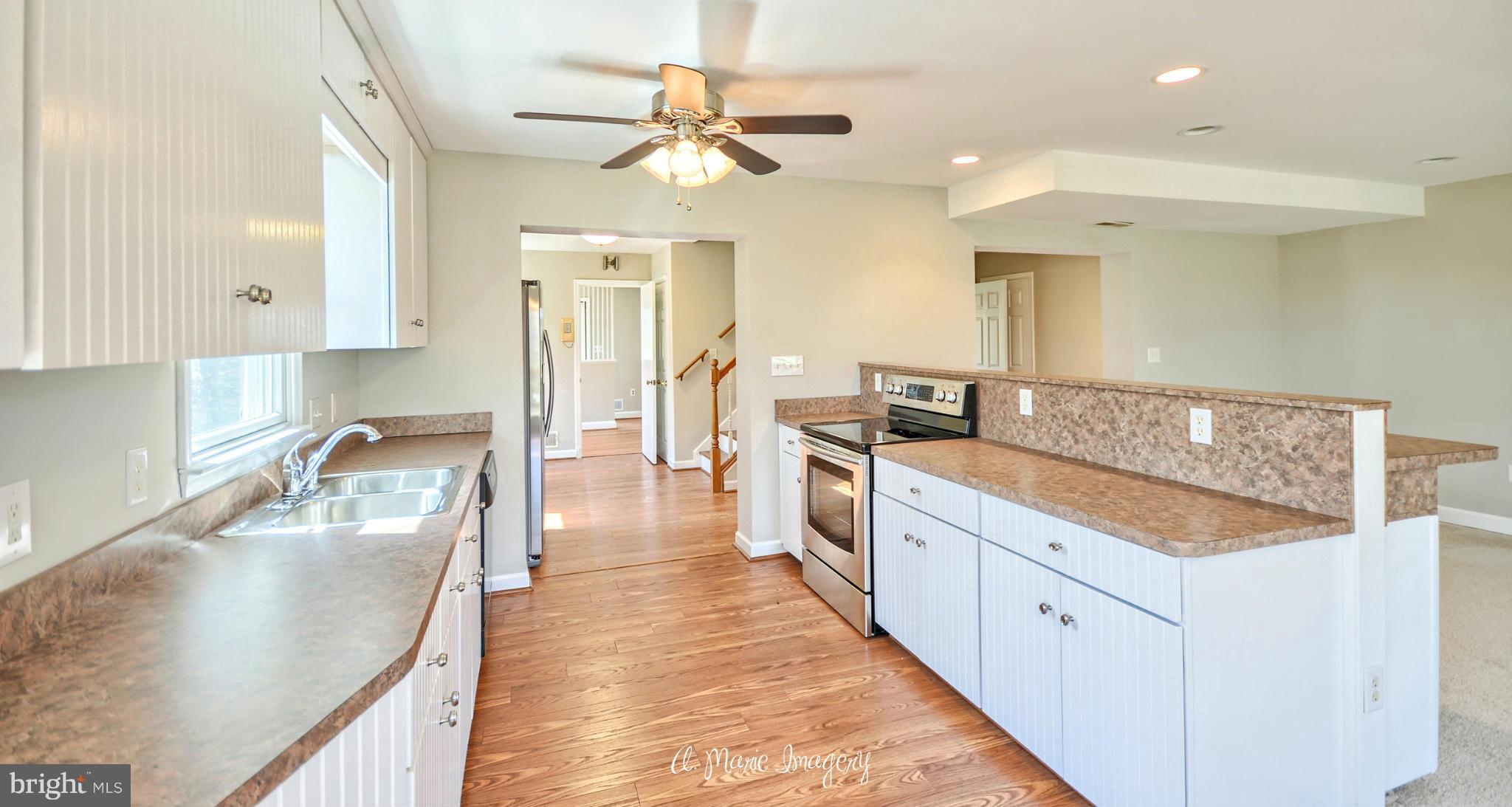 12649 Prices Distillery Road Damascus, MD 20872 - Photo 8 of 29 Kitchen