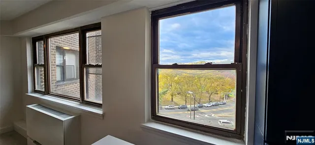 $294,000 | 8800 Boulevard East, Unit 7K, North Bergen, NJ 07047