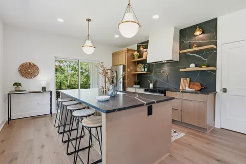$825,000 | 3819 B Edwards Avenue, Nashville, TN 37216