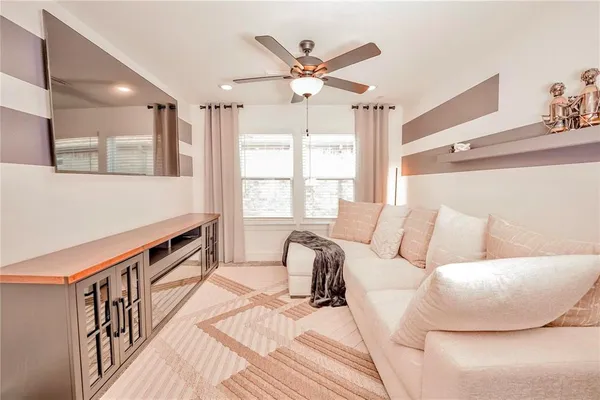 $3,300 | 7557 Donnelly Avenue, Dallas, TX 75228