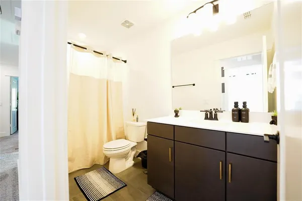 $3,300 | 7557 Donnelly Avenue, Dallas, TX 75228