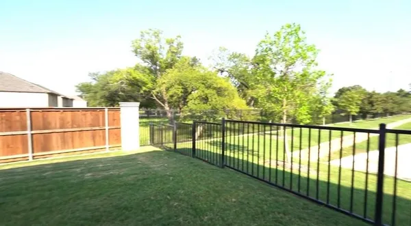 $3,300 | 7557 Donnelly Avenue, Dallas, TX 75228