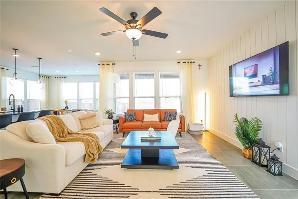 $3,300 | 7557 Donnelly Avenue, Dallas, TX 75228