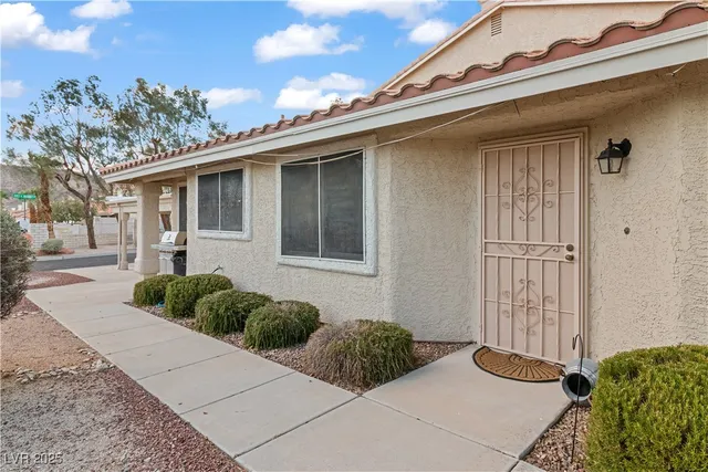 $254,900 | 2297 Camel Mesa Drive, Laughlin, NV 89029