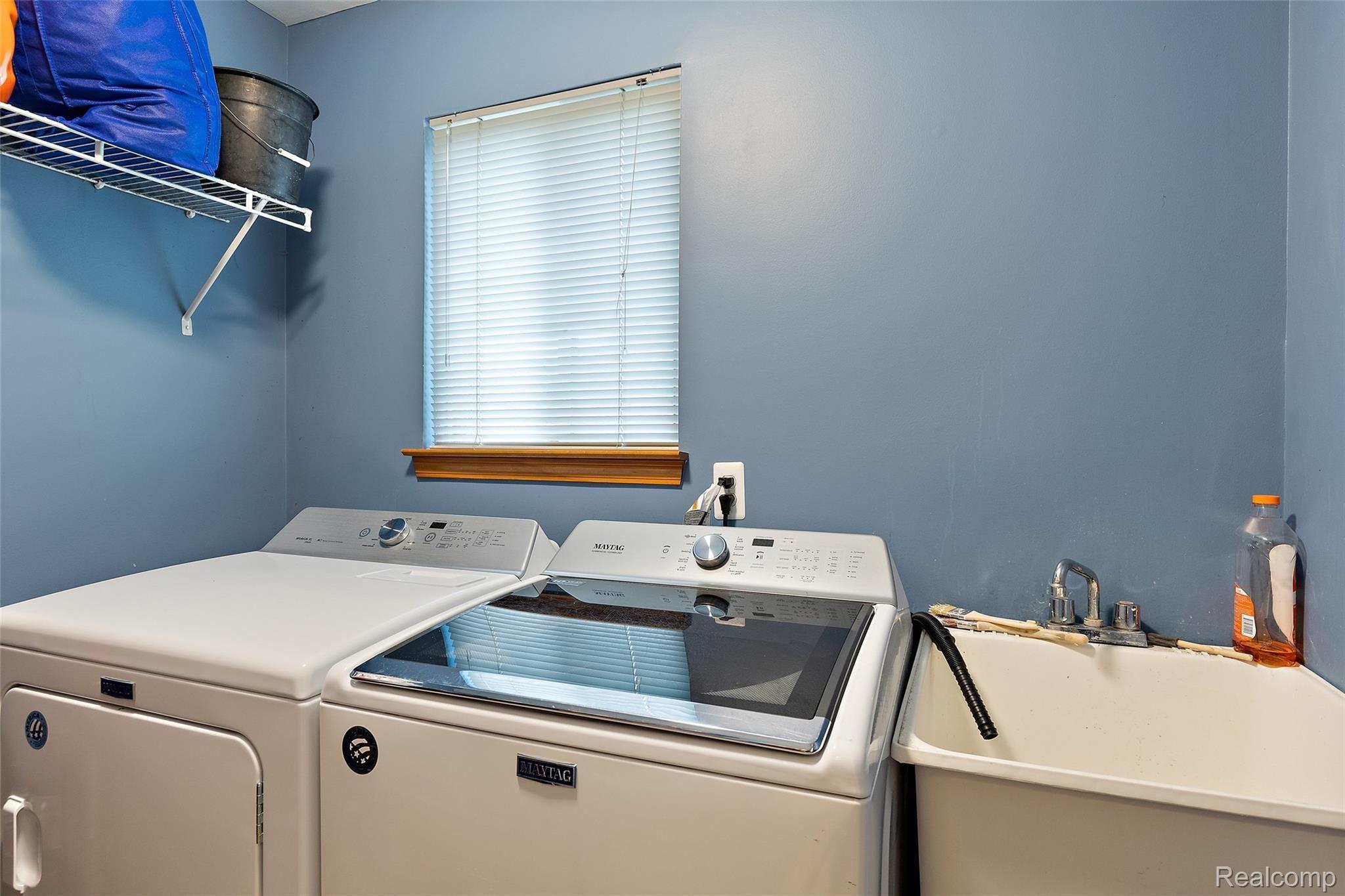 49205 Monte Road New Baltimore, MI 48047 - Photo 20 of 49 49205 Monte Rd-28.jpg