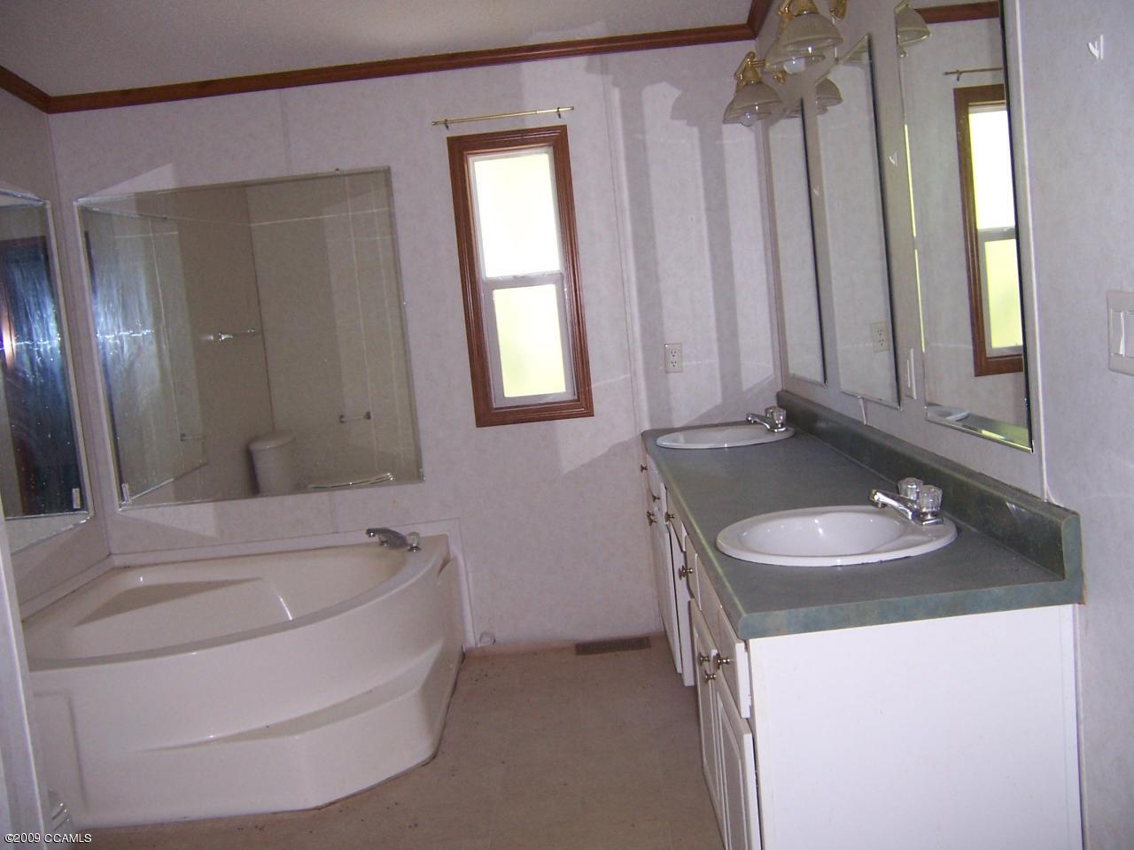 238 Broad Creek Loop Road Newport, NC 28570 - Photo 5 of 5 master bath