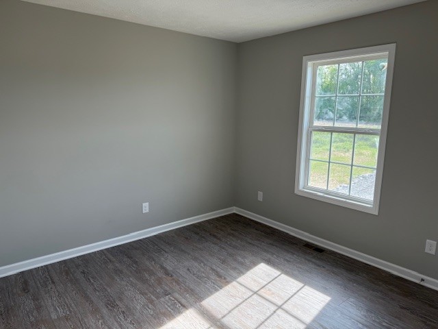 3310 Oak Grove Road Decherd, TN 37324 - Photo 4 of 12 Gallery Image 4