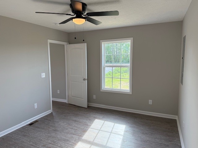3310 Oak Grove Road Decherd, TN 37324 - Photo 6 of 12 Gallery Image 6