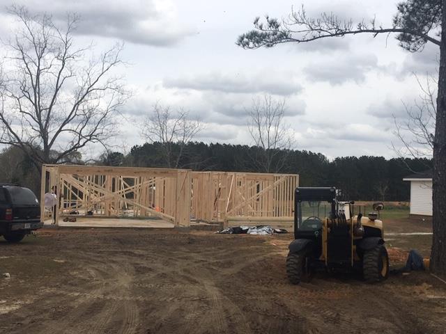 393 West Cook Road Dothan, AL 36301 - Photo 1 of 1 Main View