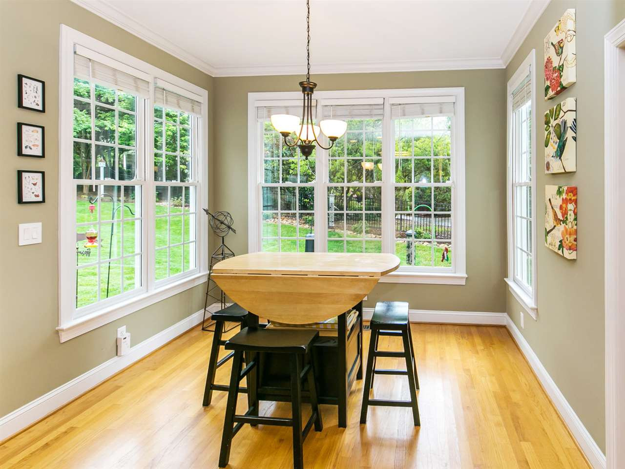 4600 Whitmire Place Raleigh, NC 27612 - Photo 10 of 25 Breakfast nook