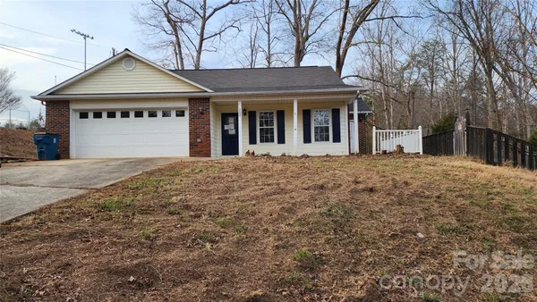 $290,000 | 200 Park Place, Morganton, NC 28655