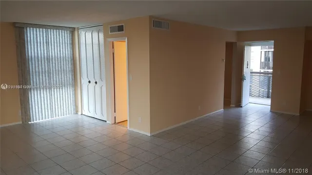 $1,850 | 3401 North Country Club Drive, Unit 412, Aventura, FL 33180