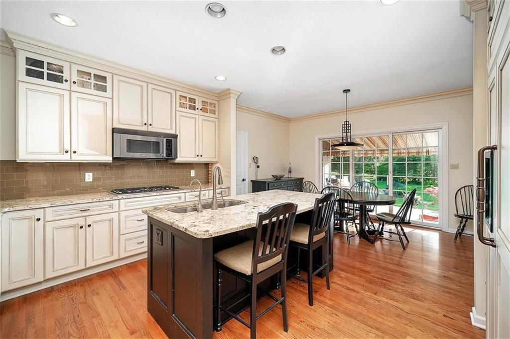 10571 Crest Road Wexford, PA 15090 - Photo 8 of 25 Gallery Image 8