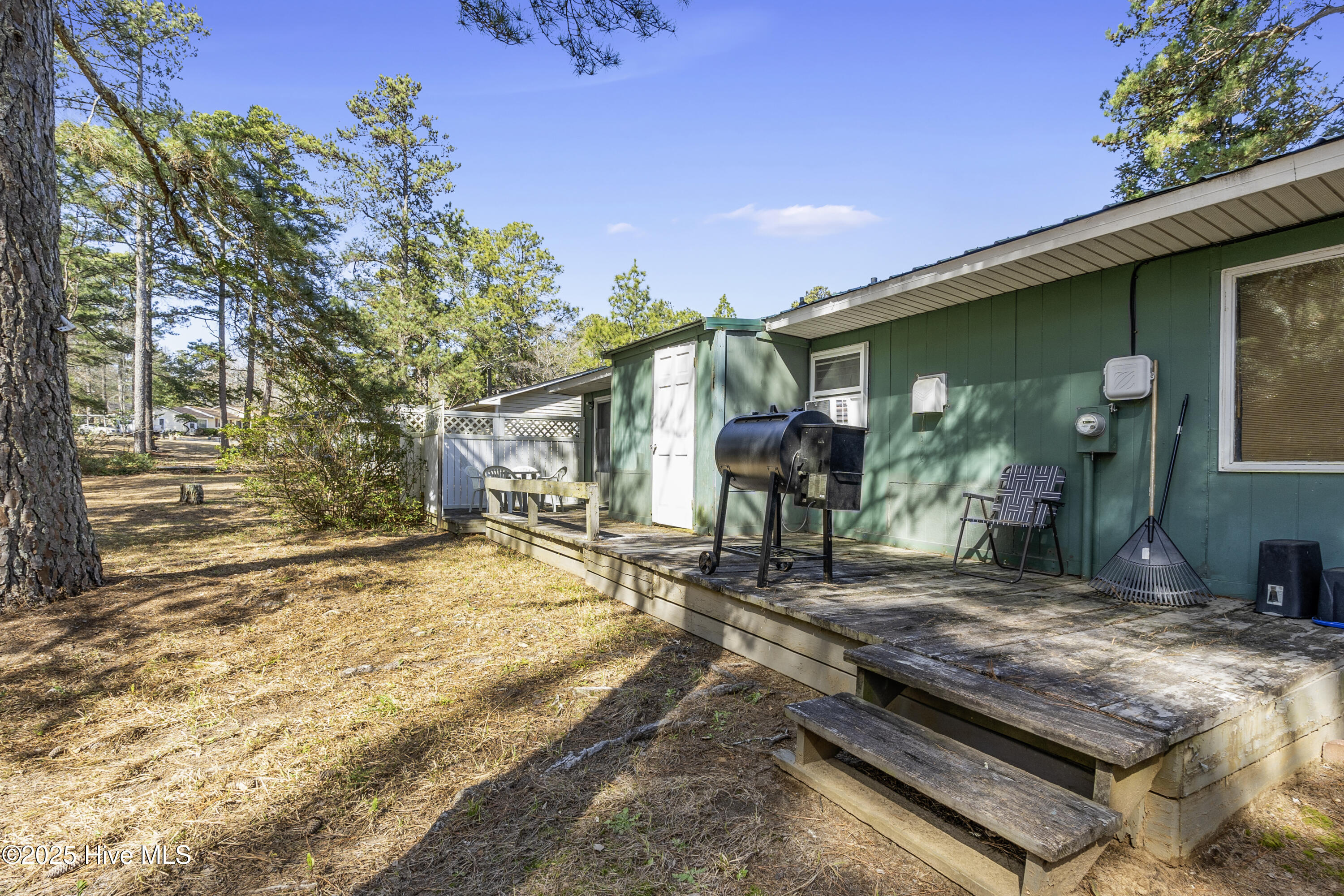 420 Rothney Avenue Southern Pines, NC 28387 - Photo 20 of 23 Back Deck
