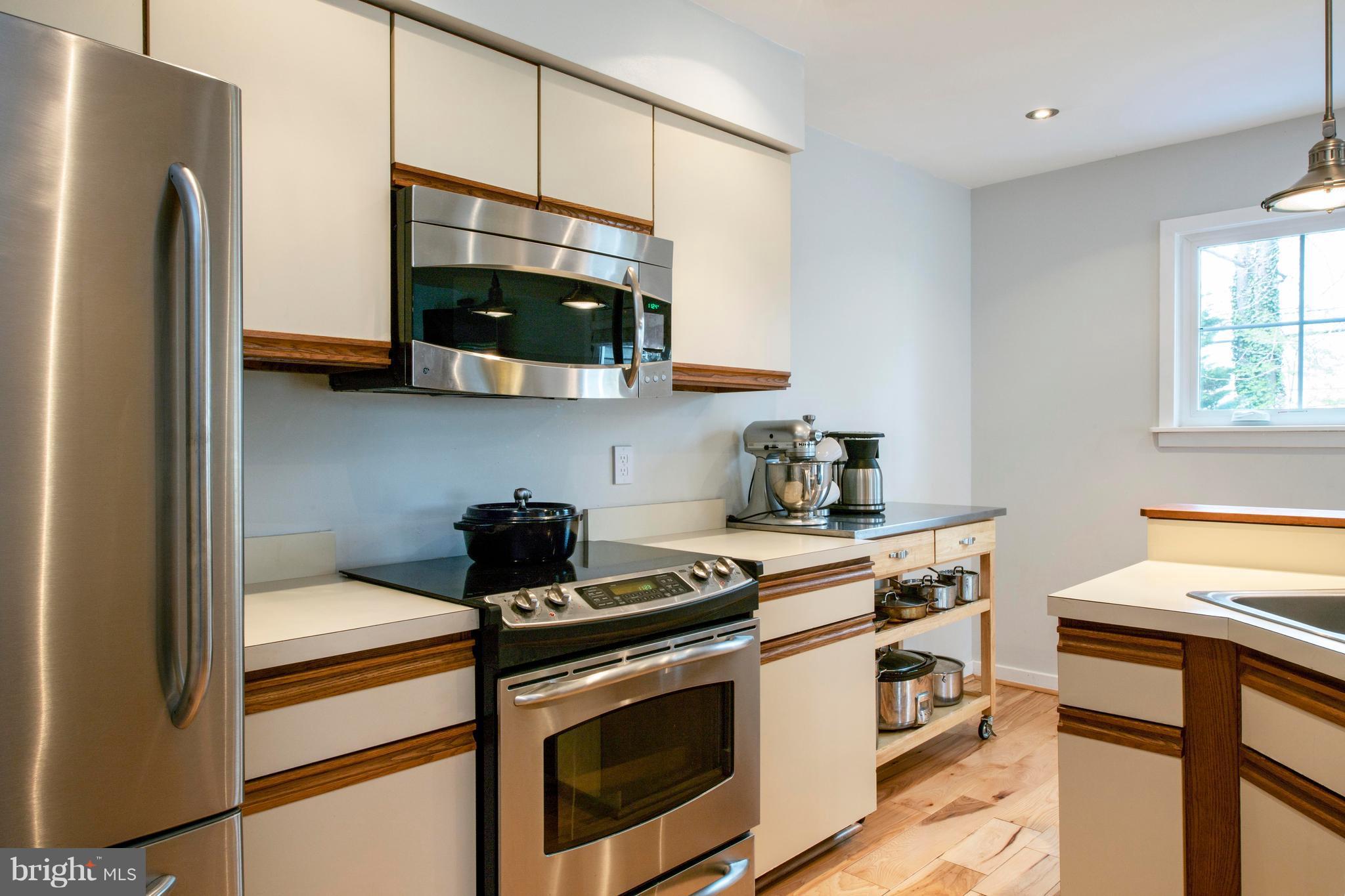 1575 Ritchie Lane Annapolis, MD 21401 - Photo 12 of 30 Kitchen