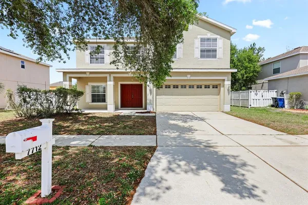 $2,000 | 7712 Dragon Fly Loop, Gibsonton, FL 33534