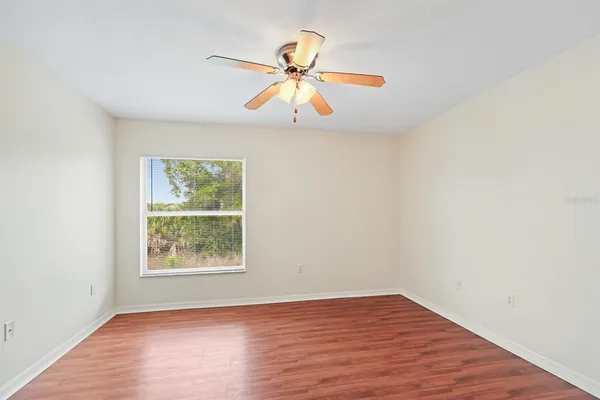 $2,000 | 7712 Dragon Fly Loop, Gibsonton, FL 33534