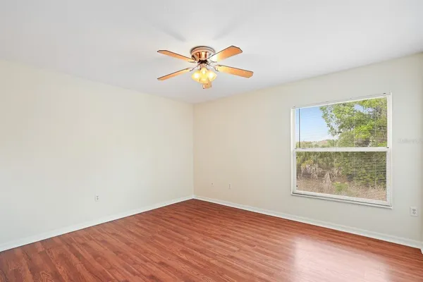 $2,000 | 7712 Dragon Fly Loop, Gibsonton, FL 33534