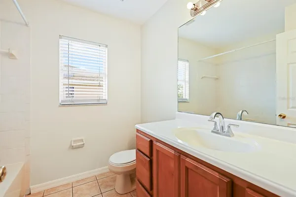 $2,000 | 7712 Dragon Fly Loop, Gibsonton, FL 33534