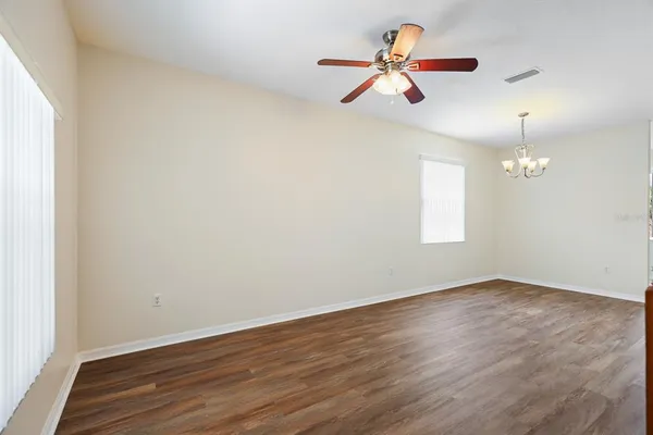 $2,000 | 7712 Dragon Fly Loop, Gibsonton, FL 33534