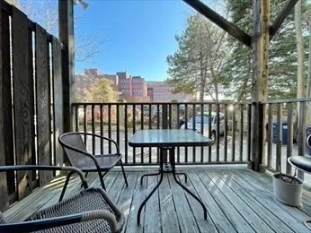 $4,200 | 35 Magnolia Avenue, Unit 2, Cambridge, MA 02138