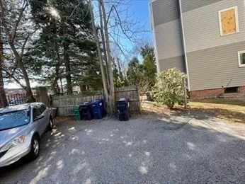 $4,200 | 35 Magnolia Avenue, Unit 2, Cambridge, MA 02138