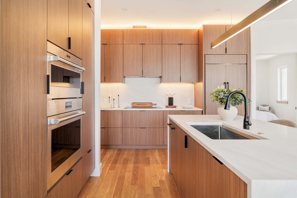 58 Kent, Unit 404 Brookline, MA 02445 - Photo 2 of 31
