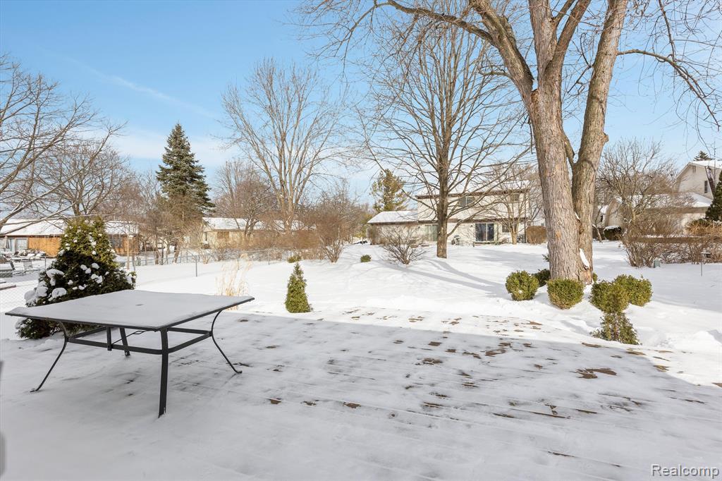 22664 Winfield Road Novi, MI 48375 - Photo 21 of 30