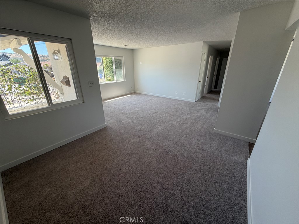 14538 Springvale Street Poway, CA 92064 - Photo 13 of 47