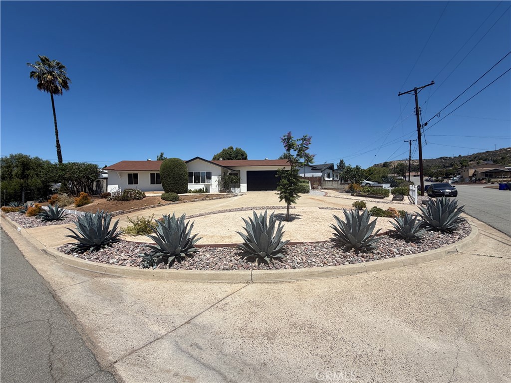 14538 Springvale Street Poway, CA 92064 - Photo 2 of 47