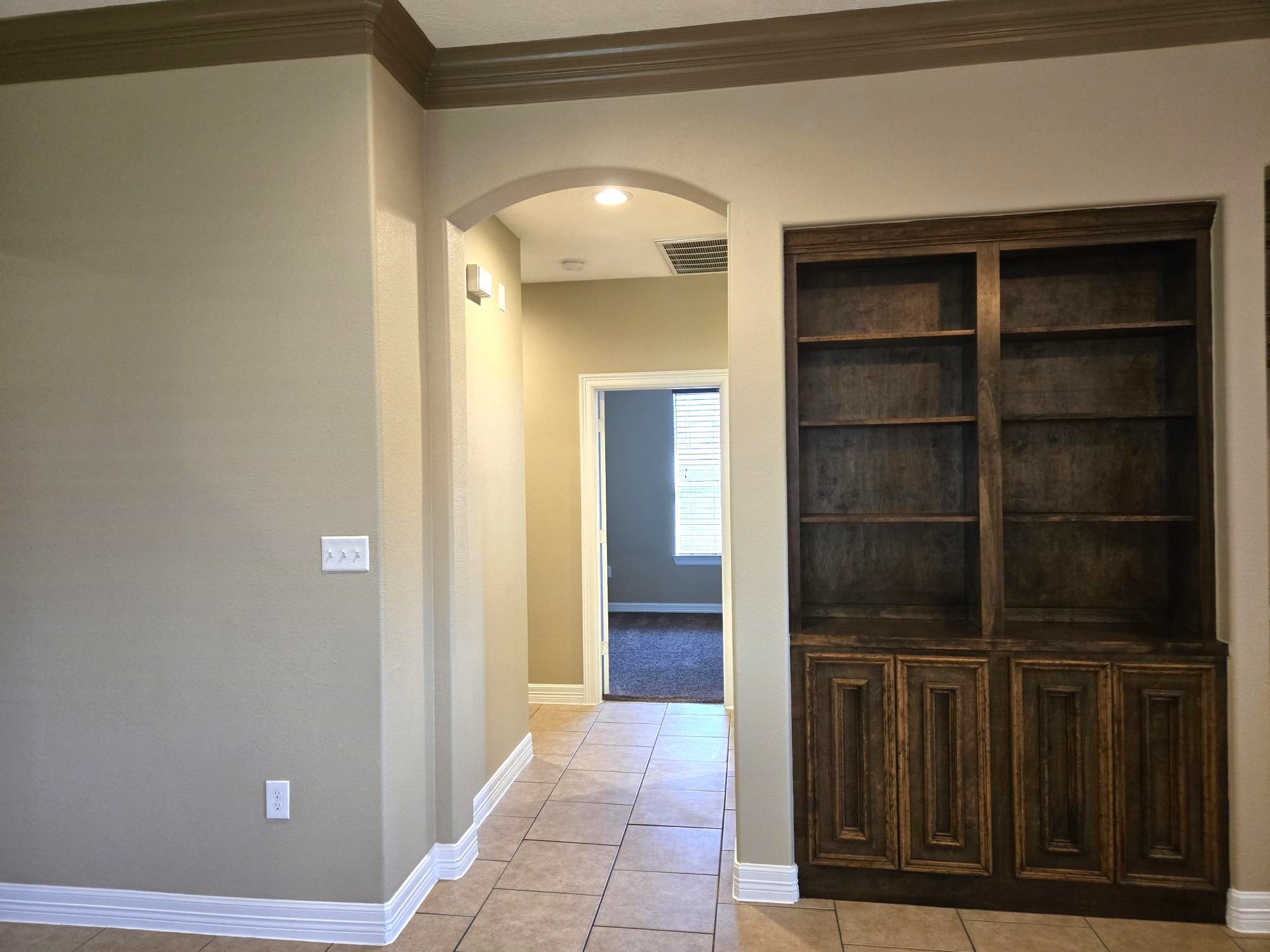 306 Masterson Street Arcola, TX 77583 - Photo 19 of 28 a view of a hallway