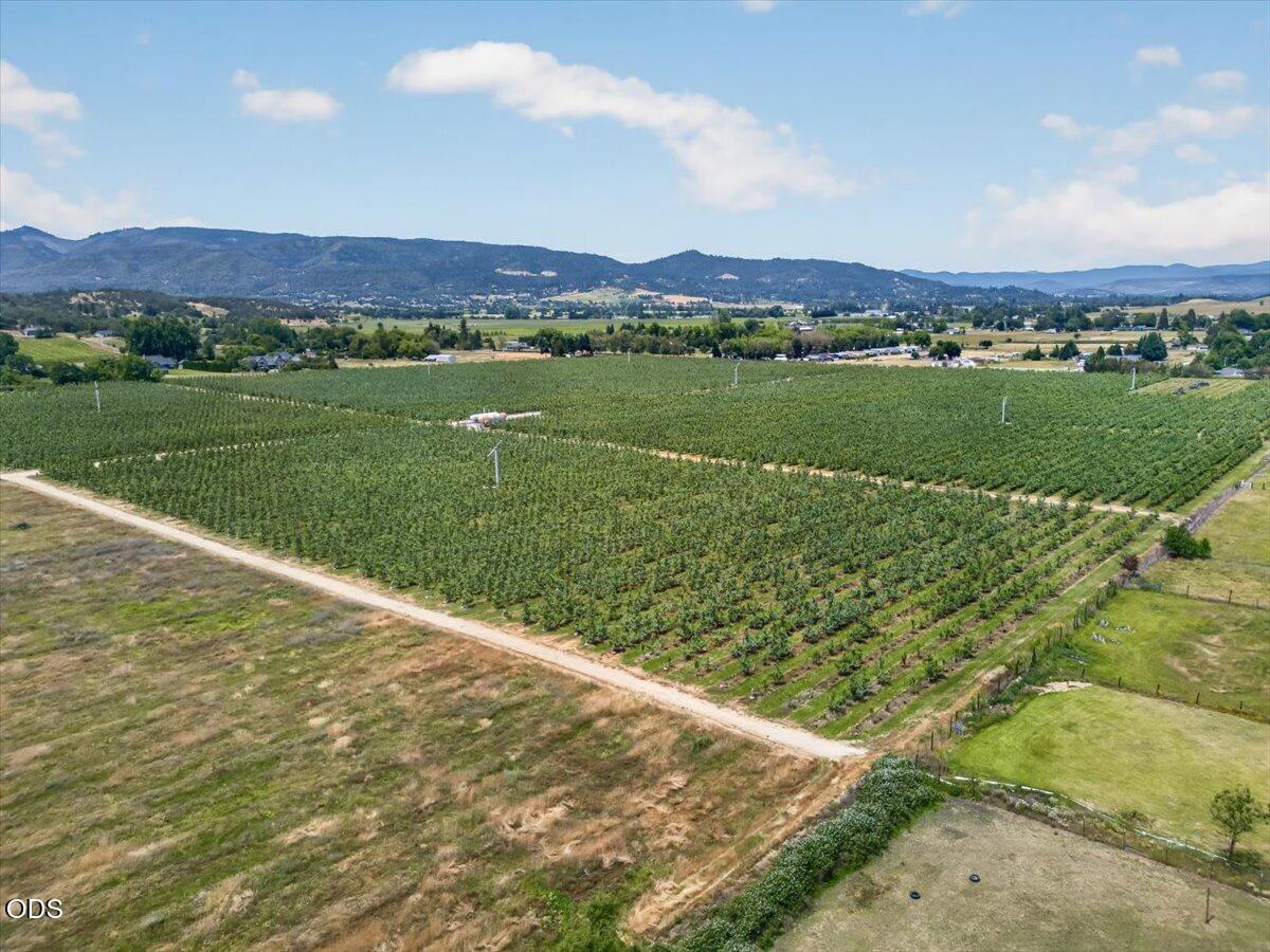 1760 Minear Road Medford, OR 97501 - Photo 50 of 56 Gallery Image 50