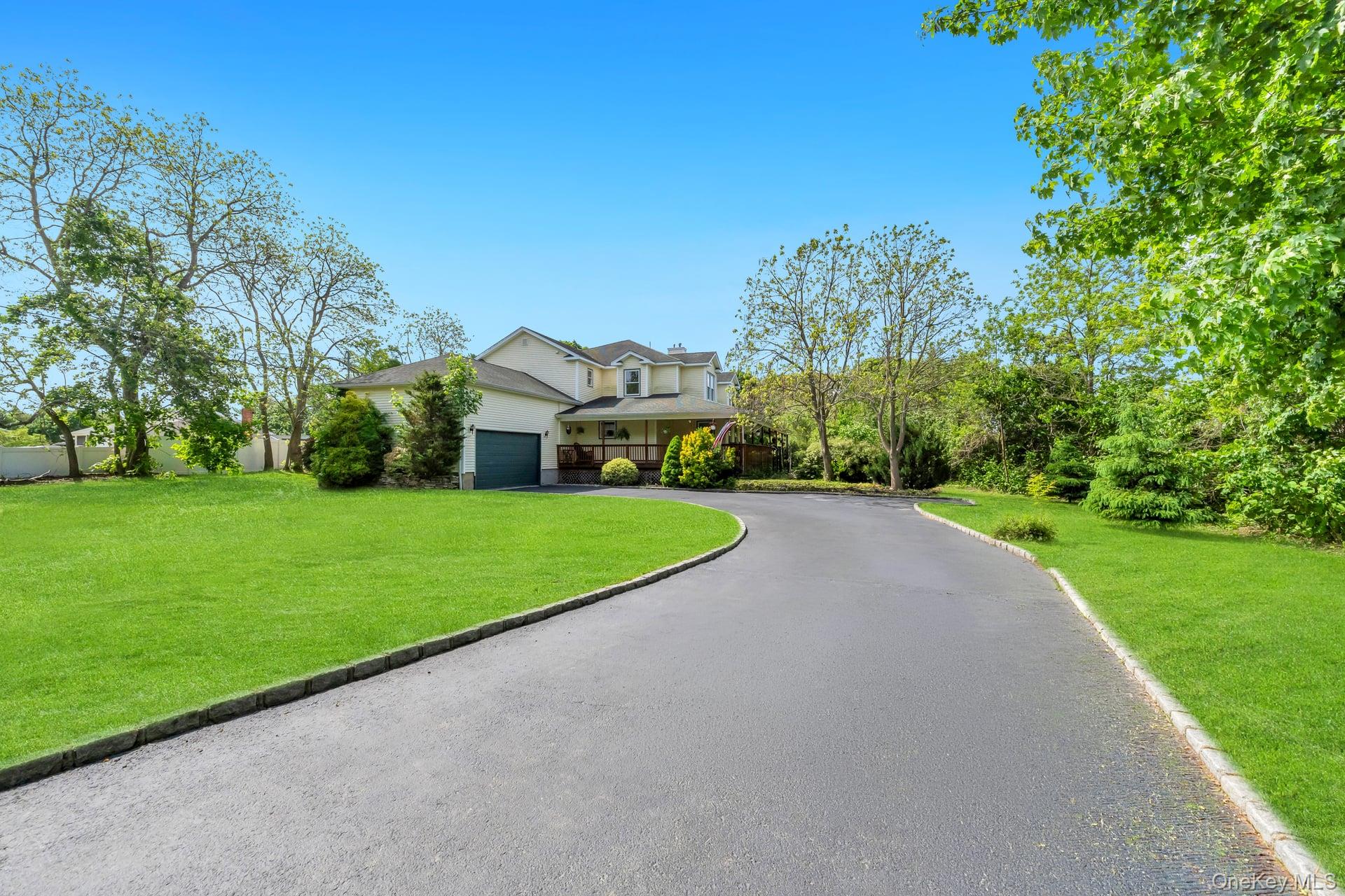 506 Moriches-Middle Island Road Manorville, NY 11949 - Photo 5 of 50