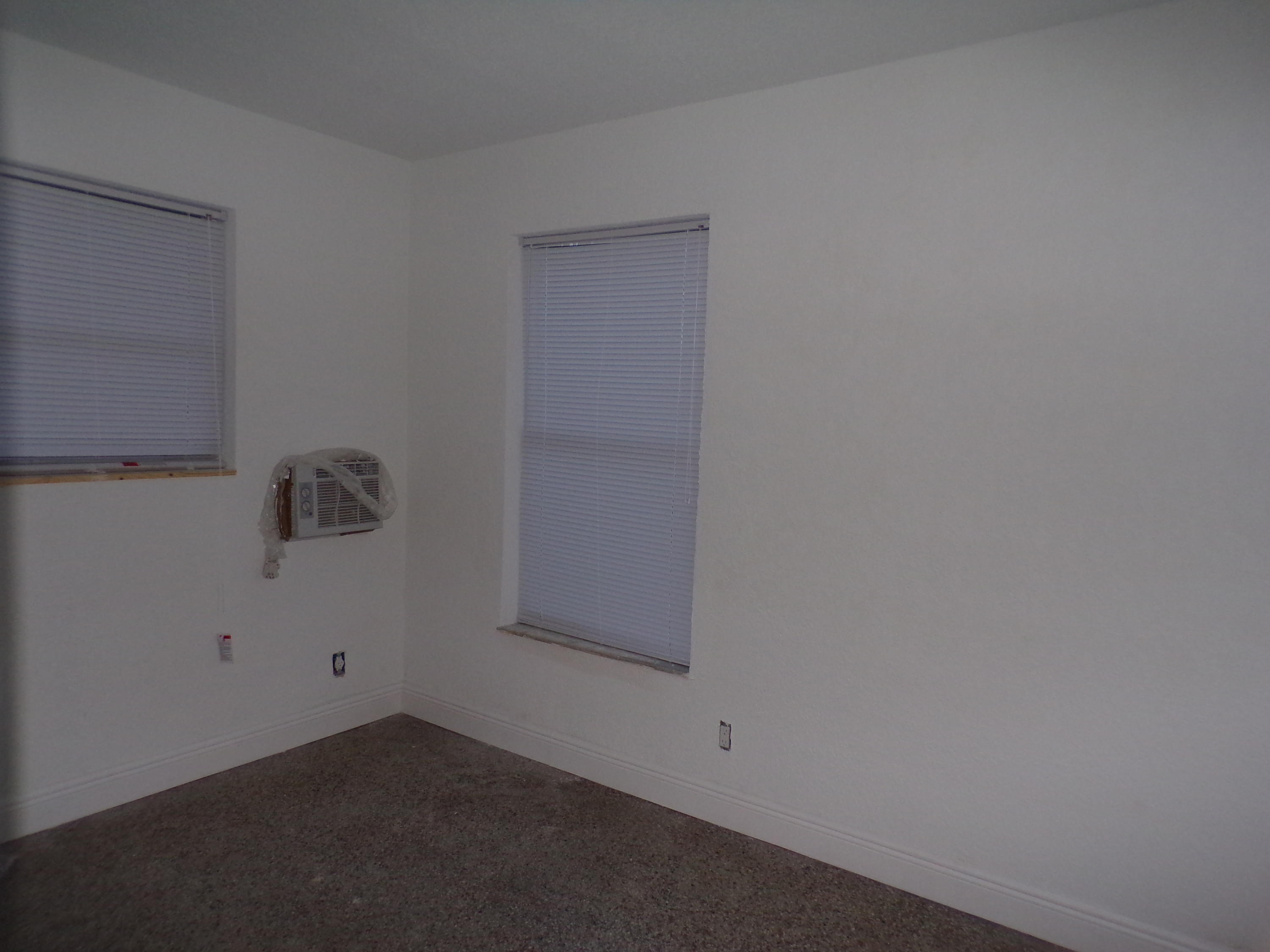 1572 West 31st Street Riviera Beach, FL 33404 - Photo 6 of 12 136_5562