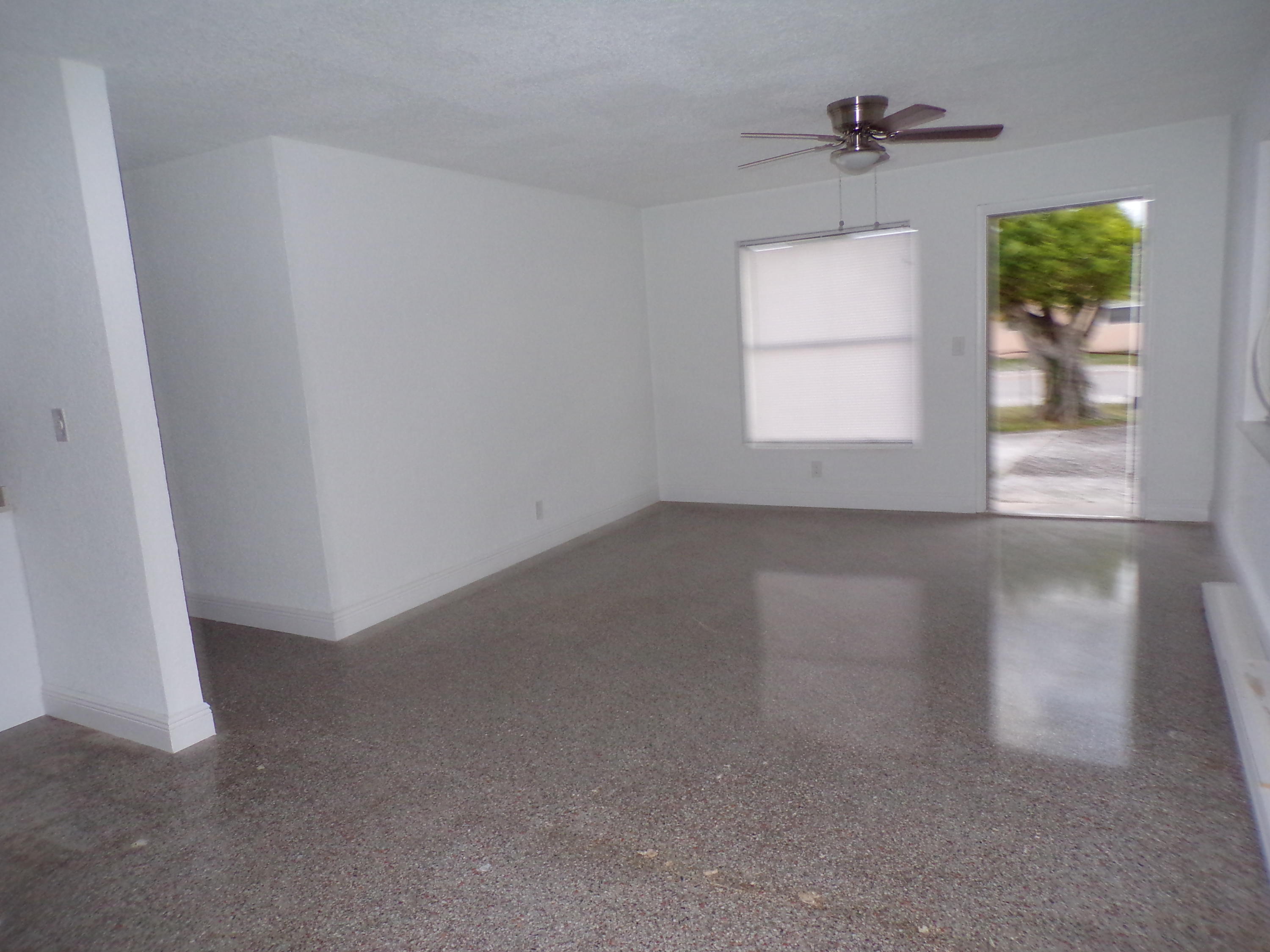 1572 West 31st Street Riviera Beach, FL 33404 - Photo 10 of 12 136_7649