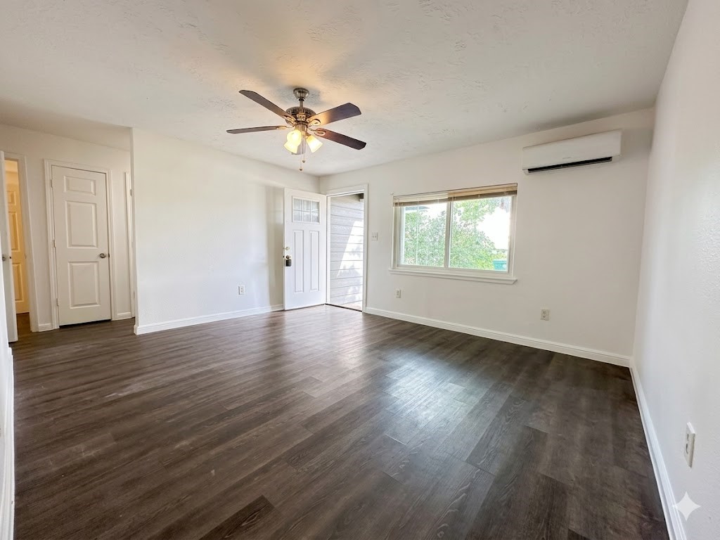 3507 Good Hope Street Houston, TX 77021 - Photo 3 of 10 Upon entering the door, the living room greets you. The window faces the front yard/driveway/street/entryway.
