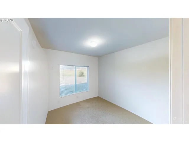 a picture of a wall with a white wall and a white wall