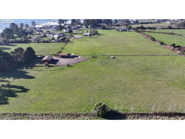 $699,000 | 15717 Goshen Lane, Brookings, OR 97415