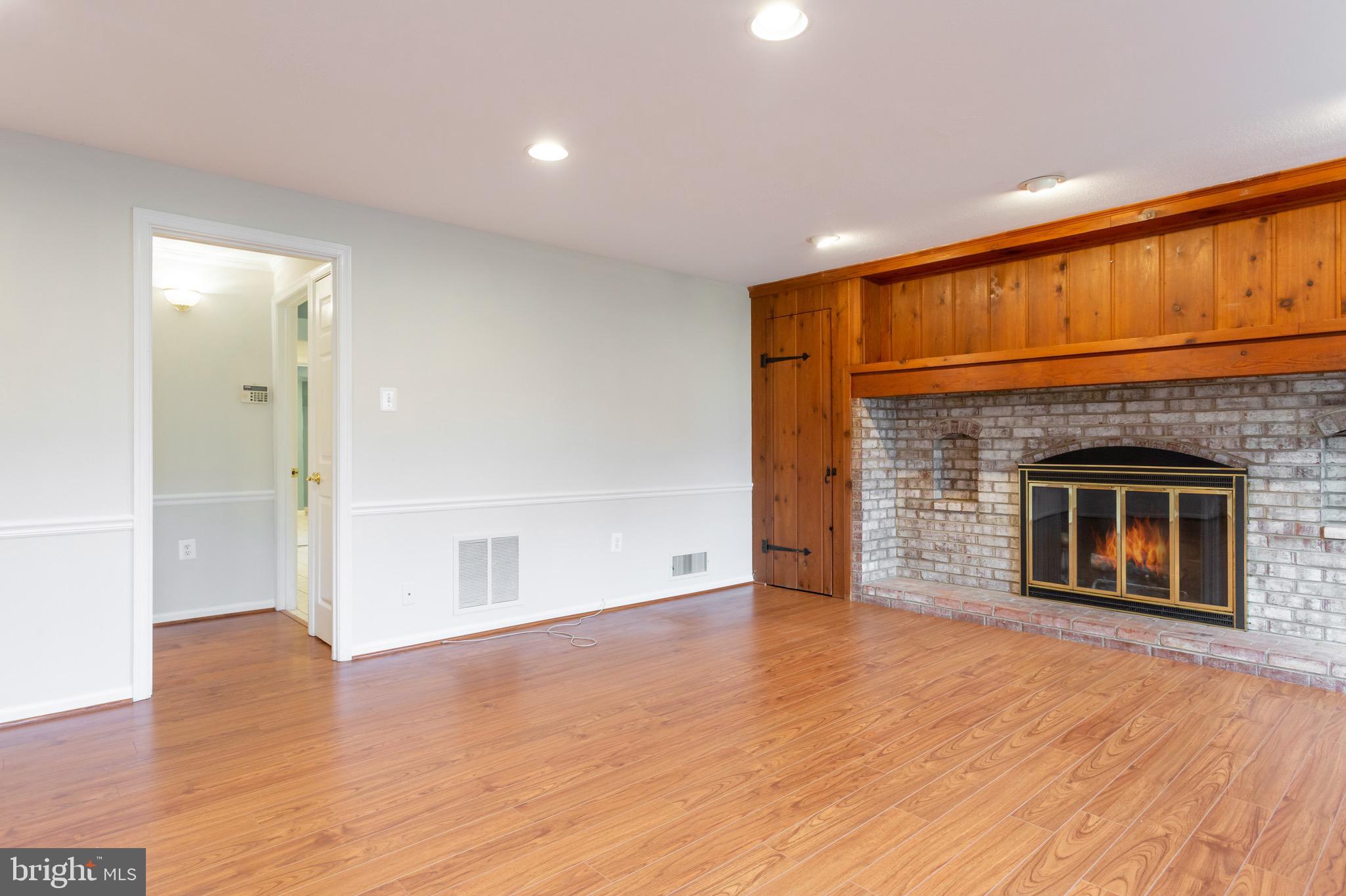 13316 Old Forge Road Silver Spring, MD 20904 - Photo 16 of 47 Entry into the mud room and 2 car garage off FR