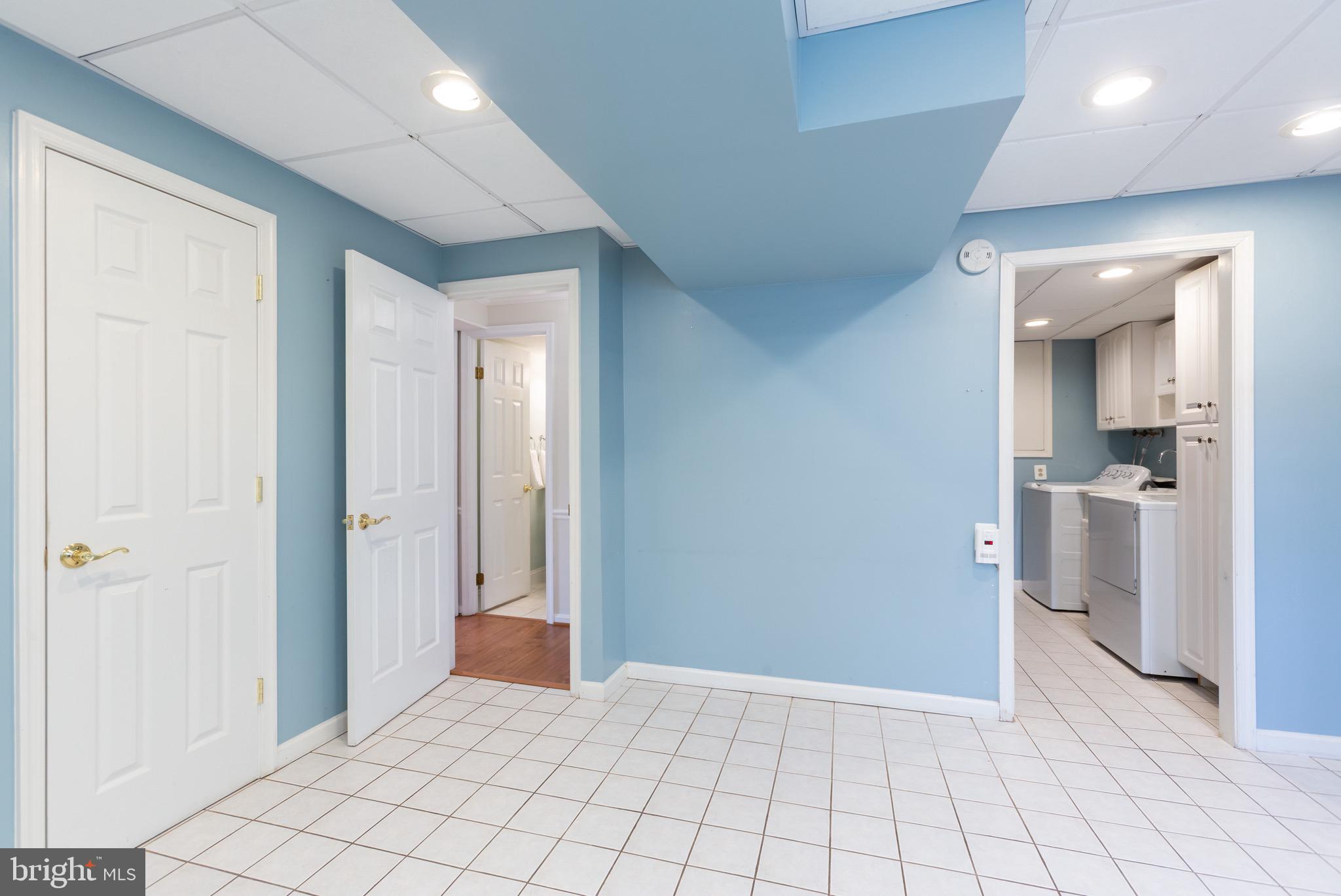 13316 Old Forge Road Silver Spring, MD 20904 - Photo 37 of 47 Extra large mudroom off the 2 car garage